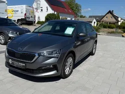 Grau Gebraucht 2024 Skoda Scala Ambition Kleinwagen | 18.990 € (Guter Preis)