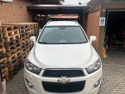 Weiß Gebraucht 2011 Chevrolet Captiva SUV | 7.500 € (Fairer Preis)