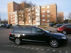 Schwarz Gebraucht 2008 VW Passat Kombi | 11.000 €