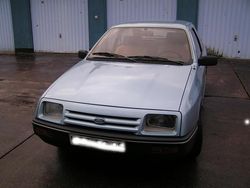 Blau metallic Gebraucht 1983 Ford Sierra Limousine | 2.700 €