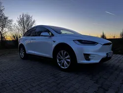 Weiß Gebraucht 2017 Tesla Model X SUV | 35.995 € (Superpreis)