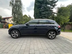 Blau Gebraucht 2022 Mercedes GLC300e SUV | 39.950 € (Fairer Preis)