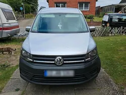 Silber Gebraucht 2017 VW Caddy Van / Kleinbus | 9.999 €