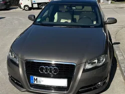 Grau Gebraucht 2012 Audi A3 Sportback Ambition Kombi | 6.500 € (Guter Preis)