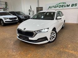 Weiß Gebraucht 2021 Skoda Octavia First Edition Kombi | 20.990 € (Guter Preis)
