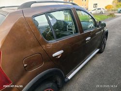 Braun Gebraucht 2012 Dacia Sandero Stepway Kleinwagen | 4.250 €