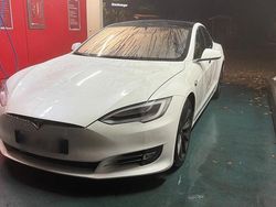Weiß Gebraucht 2017 Tesla Model S Kleinwagen | 24.999 € (Fairer Preis)