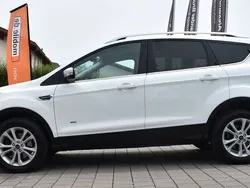 Weiß Gebraucht 2017 Ford Kuga Titanium SUV | 16.900 € (Fairer Preis)