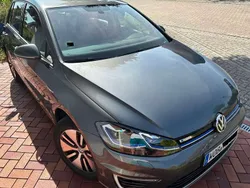 Grau Gebraucht 2020 VW e-Golf Kleinwagen | 17.200 € (Fairer Preis)