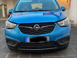 Blau Gebraucht 2017 Opel Crossland X SUV | 9.200 € (Guter Preis)