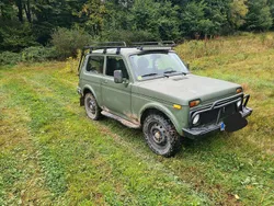 Grün Gebraucht 2006 Lada niva SUV | 2.999 € (Superpreis)
