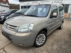 Beige Gebraucht 2003 Citroën Berlingo Van / Kleinbus | 3.490 € (Teuer)
