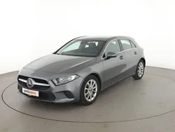 Grau Gebraucht 2018 Mercedes A180 Limousine | 20.290 € (Etwas zu teuer)
