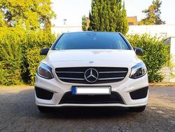 Weiß Gebraucht 2017 Mercedes B200 AMG line Van / Kleinbus | 18.000 € (Etwas zu teuer)