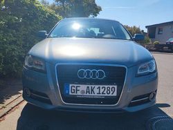 Blau Gebraucht 2010 Audi A3 Sportback Ambiente Kleinwagen | 5.300 € (Guter Preis)