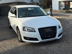 Weiß Gebraucht 2010 Audi A3 S-Line Limousine | 6.299 € (Fairer Preis)