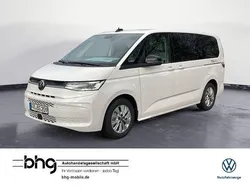 Weiß Gebraucht 2024 VW Multivan Life Van / Kleinbus | 62.990 € (Etwas zu teuer)