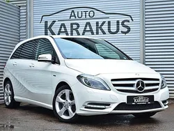 Weiß Gebraucht 2012 Mercedes B180 Edition 1 Van / Kleinbus | 8.990 € (Fairer Preis)