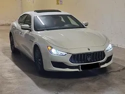 Weiß Gebraucht 2018 Maserati Ghibli Coupé | 39.000 € (Etwas zu teuer)