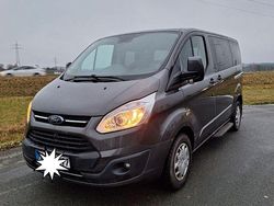Grau Gebraucht 2016 Ford Tourneo Trend Van / Kleinbus | 18.600 €