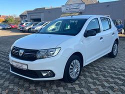 Weiß Gebraucht 2017 Dacia Sandero Ambiance Limousine | 5.790 € (Fairer Preis)