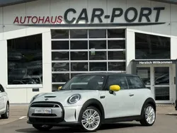 Andere Gebraucht 2021 Mini Cooper SE Classic Kleinwagen | 19.990 € (Etwas zu teuer)