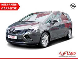 Grau Gebraucht 2015 Opel Zafira Tourer Innovation Van / Kleinbus | 14.990 € (Teuer)