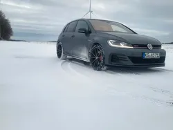 Grau Gebraucht 2019 VW Golf VII GTI Limousine | 29.000 € (Teuer)