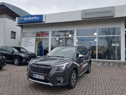 Grau Gebraucht 2024 Subaru Forester Comfort SUV | 37.800 € (Fairer Preis)