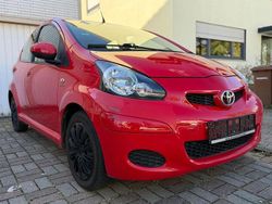 Rot Gebraucht 2009 Toyota Aygo City Kleinwagen | 1.849 € (Guter Preis)
