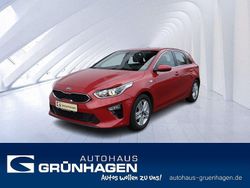 Rot Gebraucht 2019 Kia Ceed Vision Kleinwagen | 11.980 € (Fairer Preis)