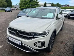 Grau Neu 2025 VW T-Roc IQ Drive SUV | 34.980 € (Superpreis)
