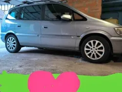 Gebraucht 2004 Opel Zafira Edition Van / Kleinbus | 1.550 € (Guter Preis)