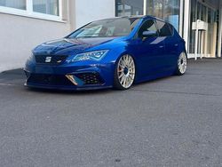 Blau Gebraucht 2018 Cupra Leon Coupé | 26.999 € (Teuer)