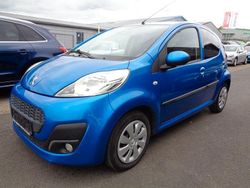 Blau Gebraucht 2012 Peugeot 107 Active Kleinwagen | 4.499 € (Fairer Preis)