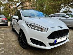 Weiß Gebraucht 2016 Ford Fiesta ST-Line Kleinwagen | 4.890 € (Superpreis)