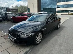 Schwarz Gebraucht 2018 Jaguar XE Portfolio Limousine | 7.800 € (Etwas zu teuer)