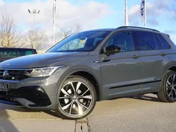 Delfingrau metallic Gebraucht 2023 VW Tiguan R-line SUV | 39.760 € (Etwas zu teuer)