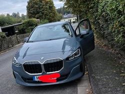 Blau Gebraucht 2022 BMW 218 Kombi | 24.300 € (Fairer Preis)