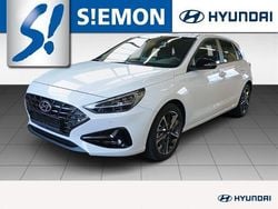 Weiss Gebraucht 2024 Hyundai i30 GO! Limousine | 20.930 € (Guter Preis)