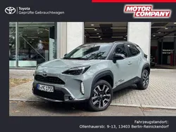 Grün Gebraucht 2025 Toyota Yaris Cross Edition SUV | 38.100 €