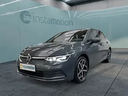 Grau Gebraucht 2021 VW Golf VIII Style Limousine | 25.290 € (Fairer Preis)