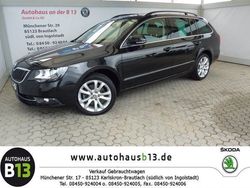 Schwarz metallic Gebraucht 2014 Skoda Superb Exclusive Kombi | 21.000 €