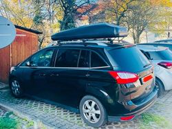 Schwarz Gebraucht 2012 Ford Grand C-Max Van / Kleinbus | 6.000 €