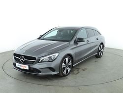 Grau Gebraucht 2017 Mercedes CLA180 Shooting Brake Urban Kombi | 17.390 €