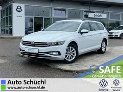 Weiß Gebraucht 2023 VW Passat IQ Drive Kombi | 28.670 € (Superpreis)