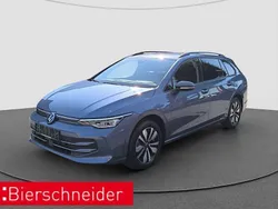 Blau Gebraucht 2024 VW Golf VIII Life Kombi | 27.490 € (Fairer Preis)