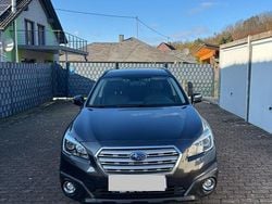 Blau Gebraucht 2016 Subaru Outback Active SUV | 11.000 € (Fairer Preis)