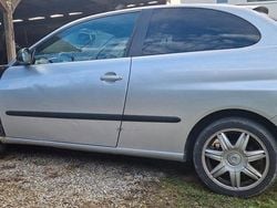 Grau Gebraucht 2005 Seat Ibiza Sport Limousine | 550 € (Superpreis)