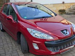 Rot Gebraucht 2008 Peugeot 308 Sport Limousine | 3.950 € (Fairer Preis)